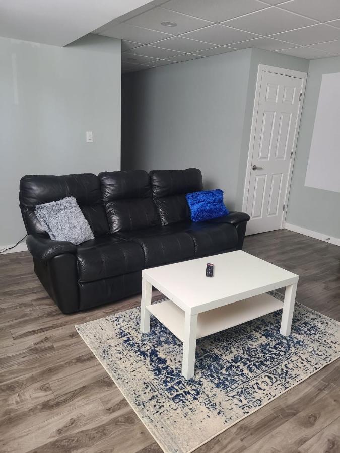 Winnipeg Peace Home מראה חיצוני תמונה
