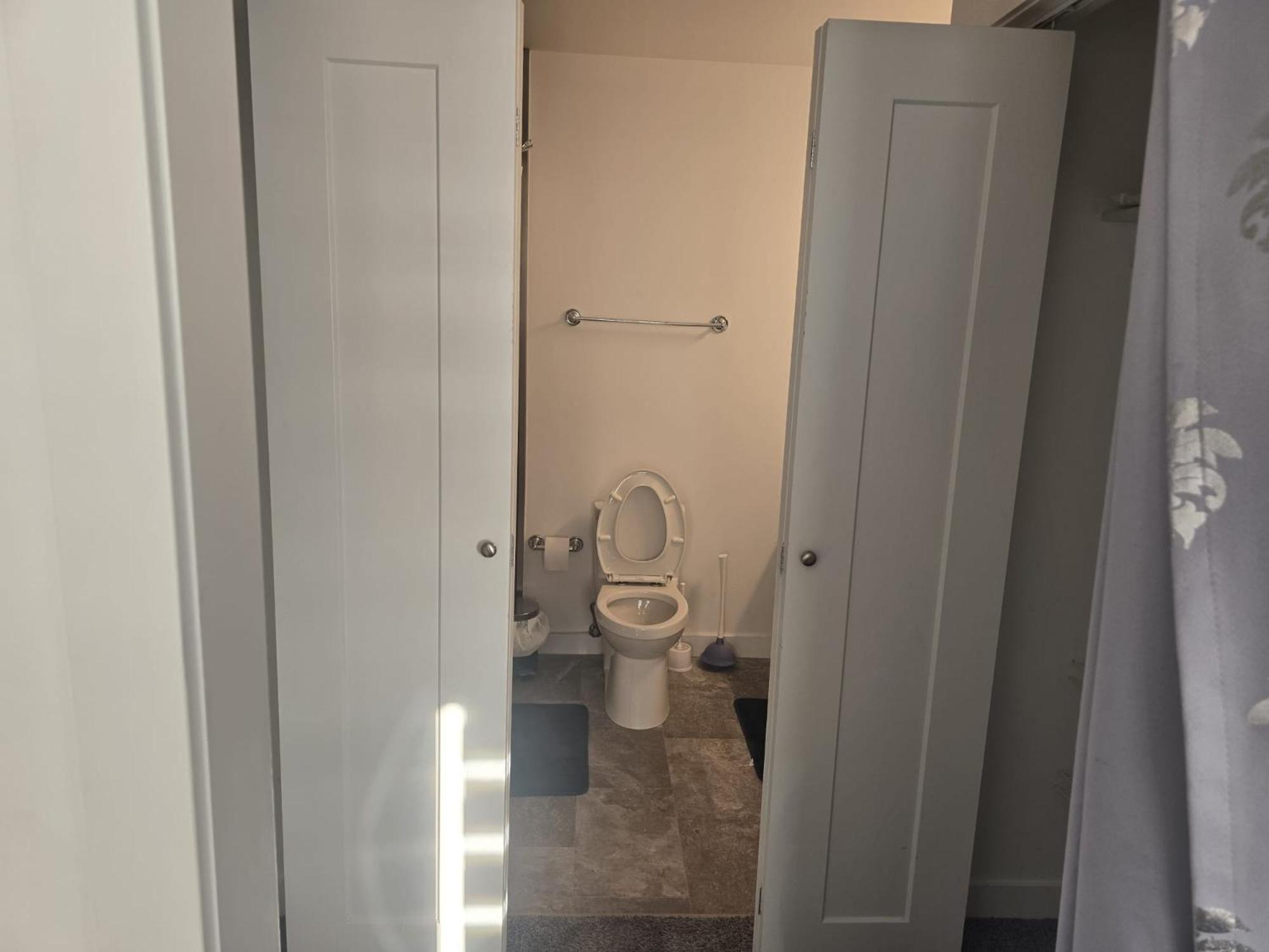 Winnipeg Peace Home מראה חיצוני תמונה